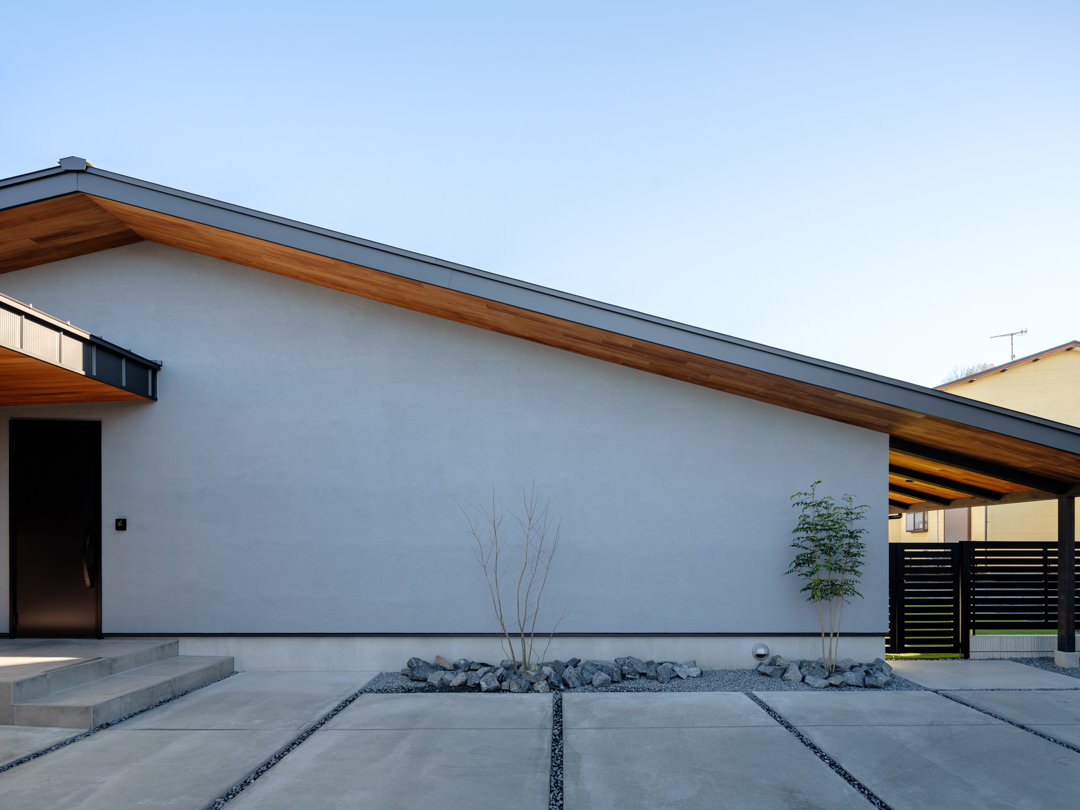 家ZOU流、軒が主役の平屋。 画像