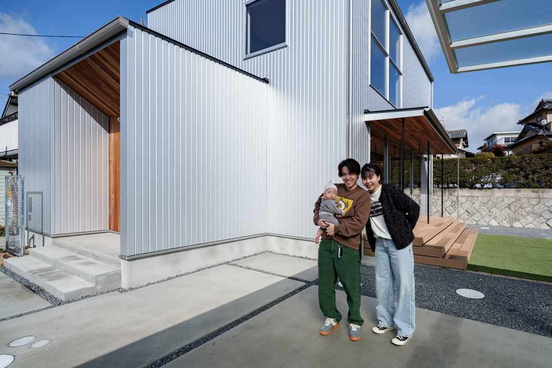 キャンプ好きが本気でつくった!「見せる収納」が主役の家 画像