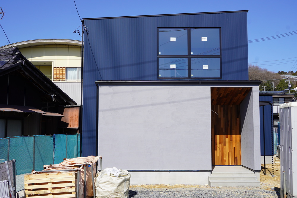 青い箱と大きな窓 ～家事1歩で完結。想像以上の開放感～ 画像