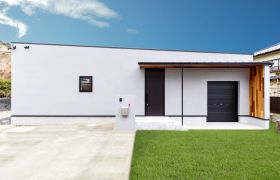 冬こそ分かる！平屋の“あたたかさ”と暮らしやすさ アイキャッチ画像