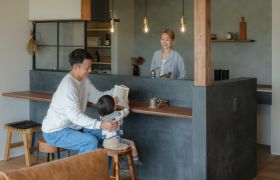 【コラム】家ZOU流！「のびのび子育て」できる家のつくり方 アイキャッチ画像