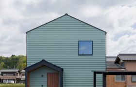 【コラム】シンプルだからこそ今っぽい！「切妻屋根」を大解説！ アイキャッチ画像