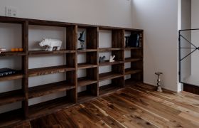 【コラム】造作家具で実現！家族で楽しむ「ライブラリースペース」のある暮らし アイキャッチ画像