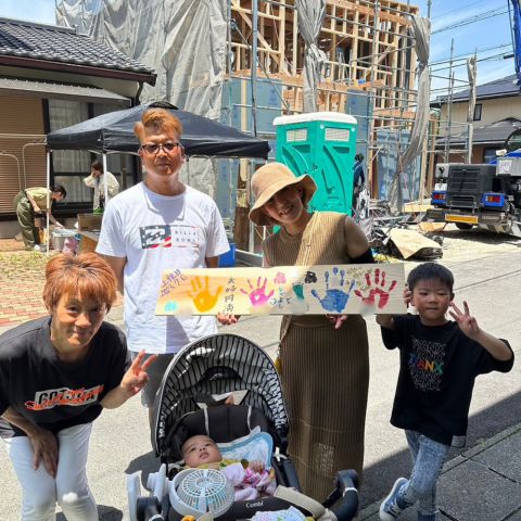 気温34℃の快晴の中無事上棟㊗^^ アイキャッチ画像