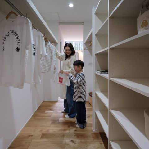 季節の変わり目にスッキリ!衣替えをラクにする収納 アイキャッチ画像