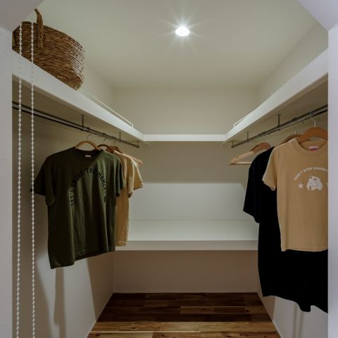 【コラム】クローゼット設計で“暮らし上手”に！ アイキャッチ画像