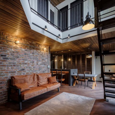 【コラム】お部屋の印象が変わる！ダクトレール色選びの新常識！ アイキャッチ画像