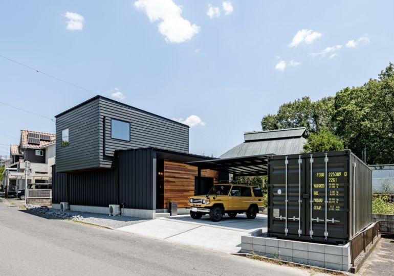 無骨を、本気で。ランクル乗り夫婦のヴィンテージハウス アイキャッチ画像